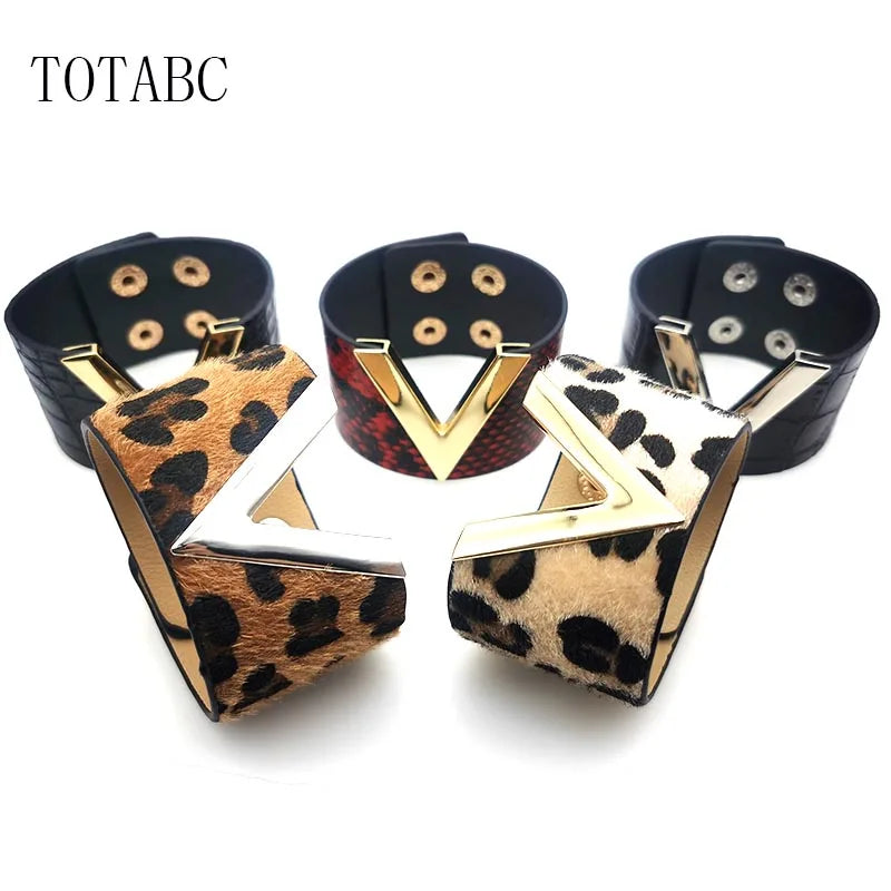 Europe Crack Leather Bracelet For Women Femme All-Match V Word Wide Punk Style Soft Jewellery Cool Wholesale