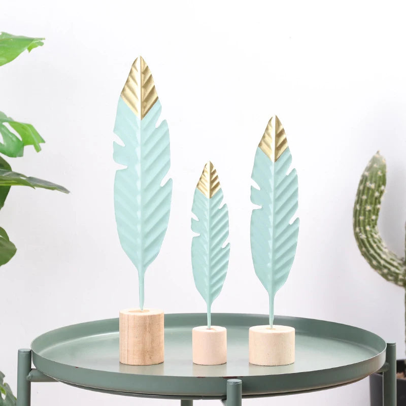 Nordic Creative Iron Feather Figure Ornaments Figurines Home Decoration Accessories for Living Room Ornaments for Home Decor