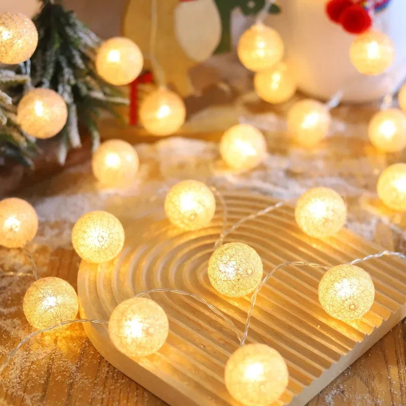 20 LED Cotton Balls String Lights Battery or USB Powered Fairy Garland Lighting Strings Christmas Holiday Xmas Party Decoration